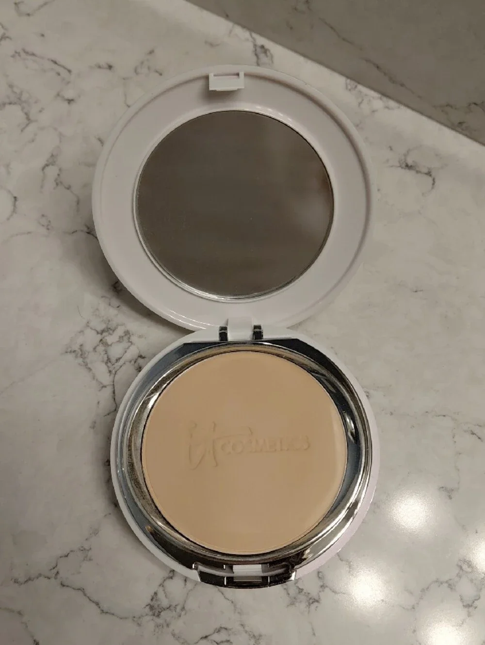 it cosmetics new box